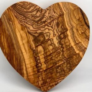 Olivewood Heart（心型橄榄木熟食板）